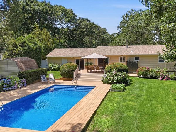5 Columbine Avenue , Hampton Bays, NY 11946