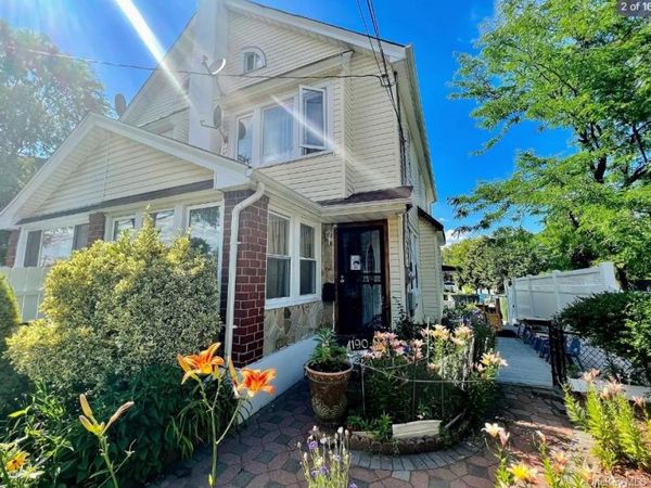 190-27 109th Road , Saint Albans, NY 11412