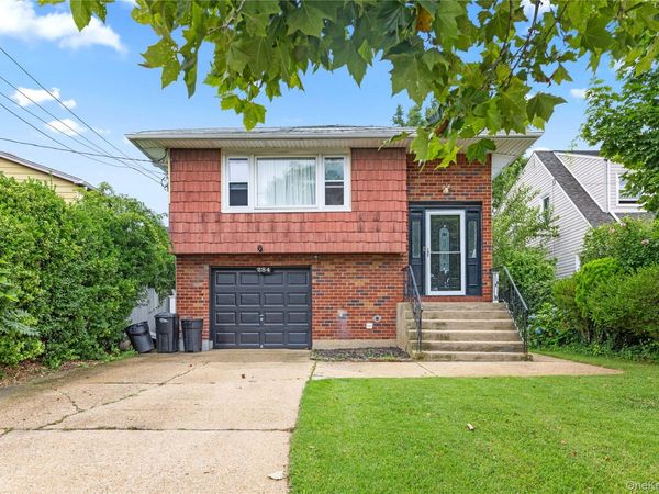 284 Baldwin Road, Hempstead, NY 11550