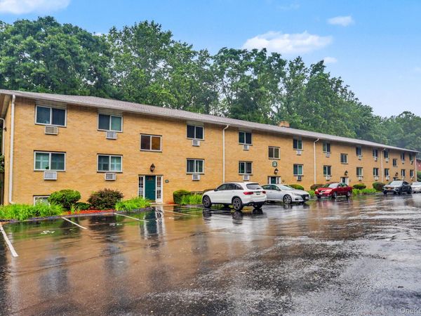 13 Scenic , Unit F, Croton-on-Hudson, NY 10520