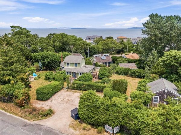 127 Inlet Road W, Hampton Bays, NY 11946