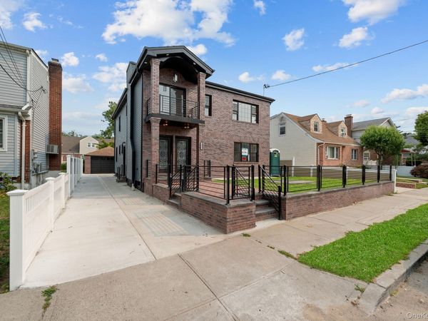 14027 247th Street , Rosedale, NY 11422