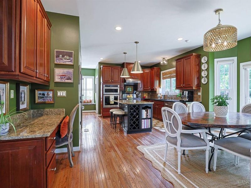 5551 Richmond Park Drive, Mason, OH 45040 Photo 9