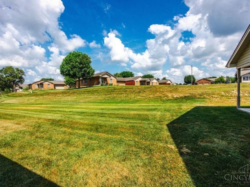 735 Villa Court, Trenton, OH 45067 Photo 6