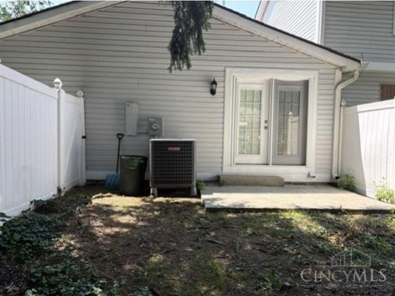 111 Ridge Road, Unit 205, Lebanon, OH 45036 Photo 3
