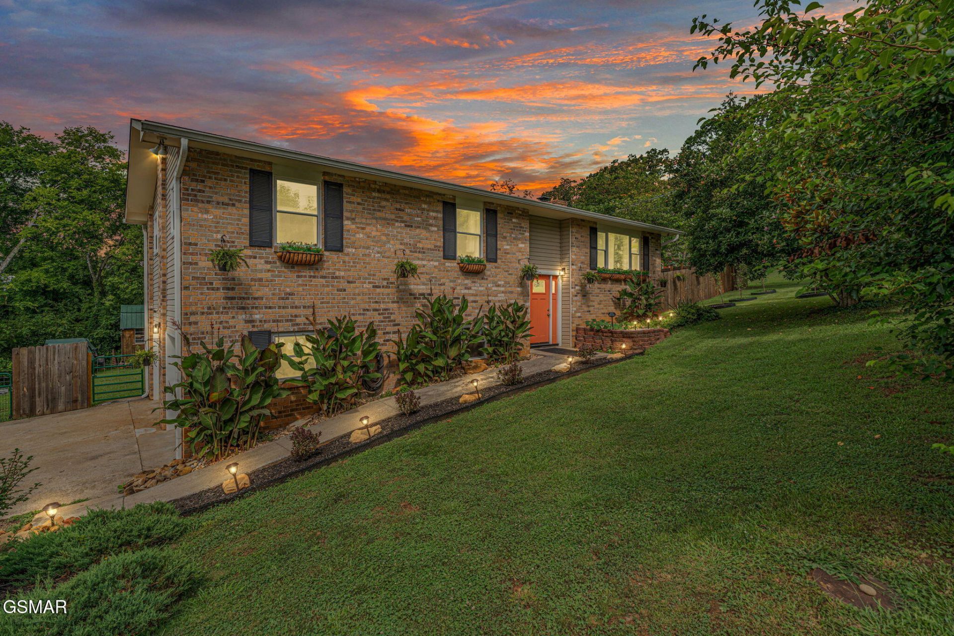 508 Chisum Trail, Seymour, TN 37865 Main Photo