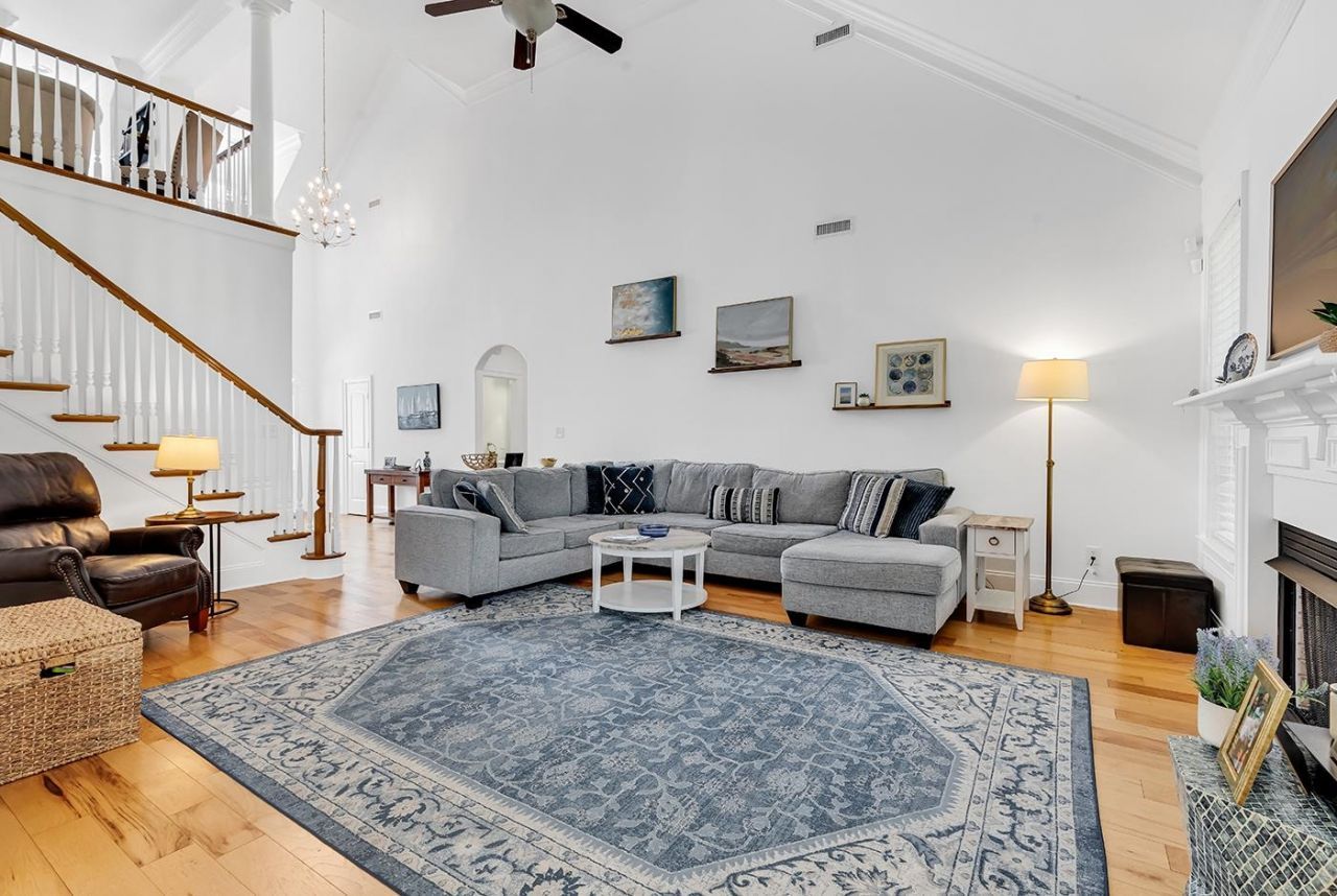 261 Chamberlin Rd.  Photo 14