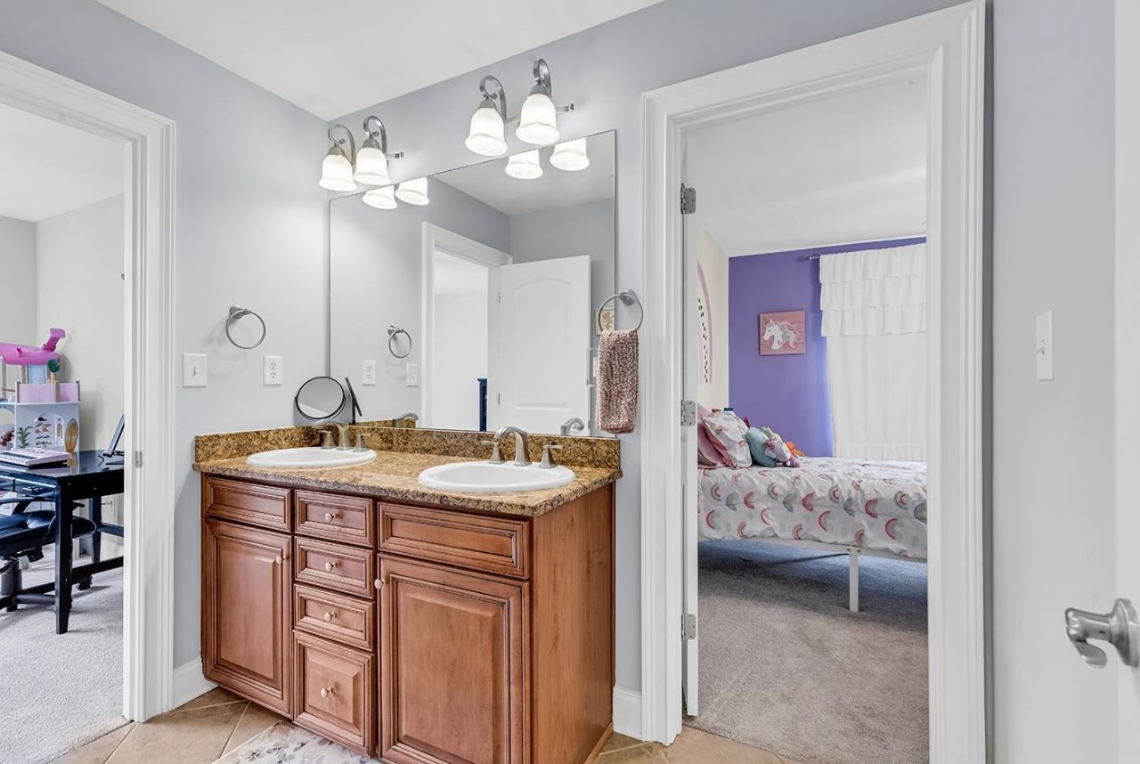261 Chamberlin Rd.  Photo 46