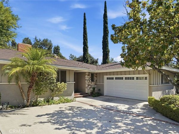 5154 Crown Avenue , La Canada Flintridge, CA 91011
