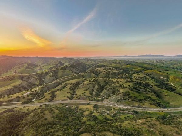 2551 N Hwy 101 , Buellton, CA 93427