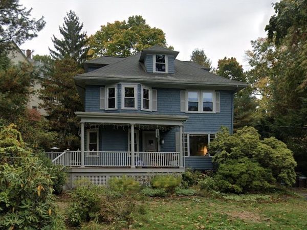 34 Woodcliff Rd, Newton, MA 02461