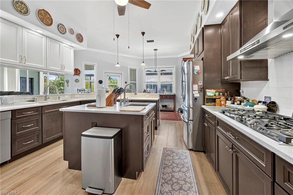205 2nd St, Bonita Springs, FL 34134 Photo