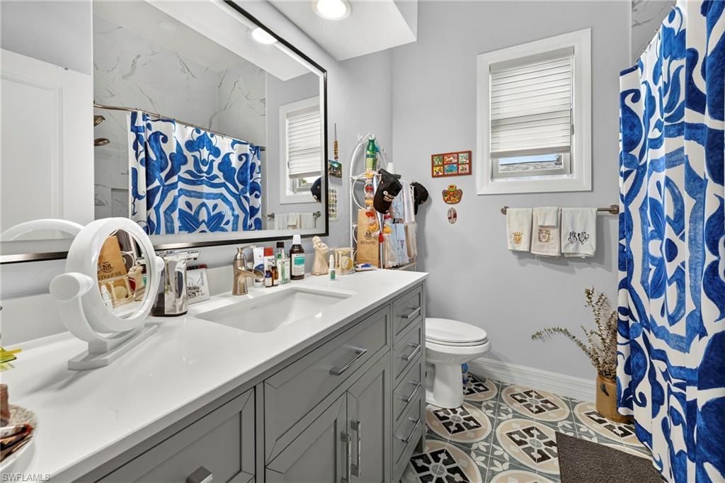 205 2nd St, Bonita Springs, FL 34134 Photo