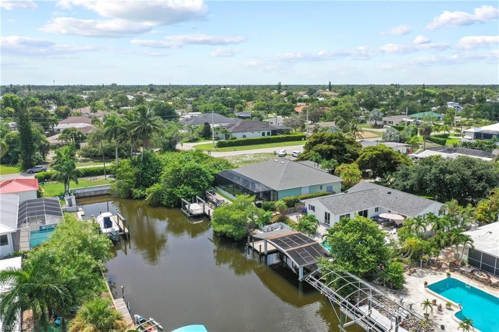 205 2nd St, Bonita Springs, FL 34134 Photo