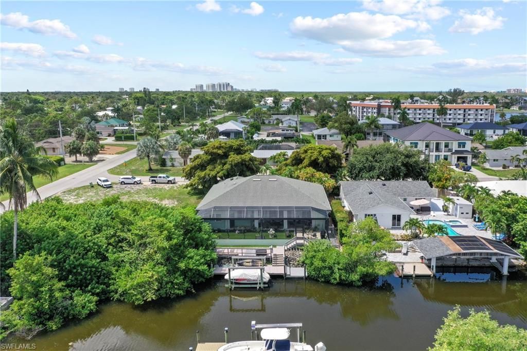 205 2nd St, Bonita Springs, FL 34134 Photo