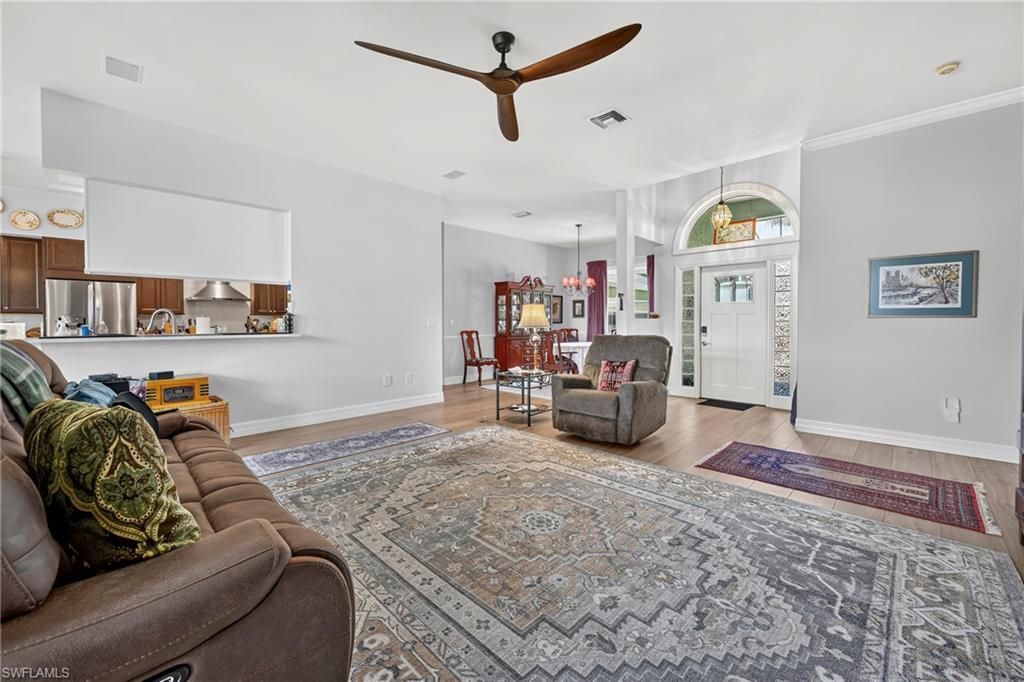 205 2nd St, Bonita Springs, FL 34134 Photo