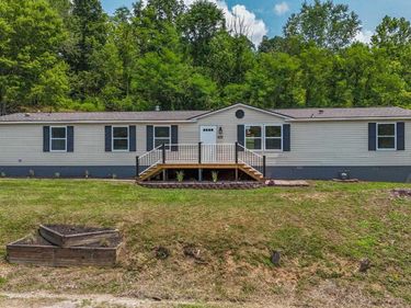 766 Oak Street, Anmoore, WV 26323