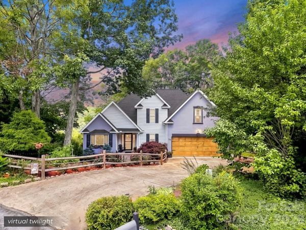 28 Secretariat Drive , Hendersonville, NC 28792