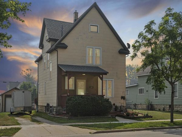 407 WALKER STREET, Fond Du Lac, WI 54935