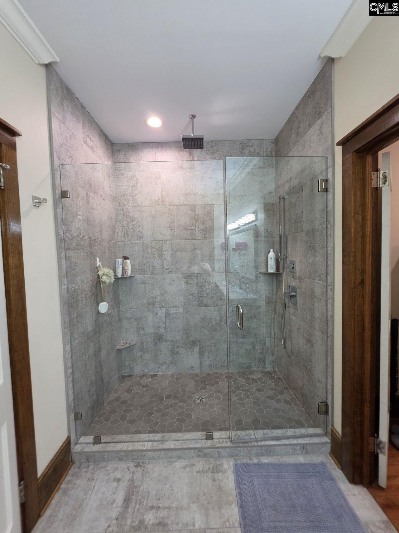 1200 Fairview Drive Photo 15