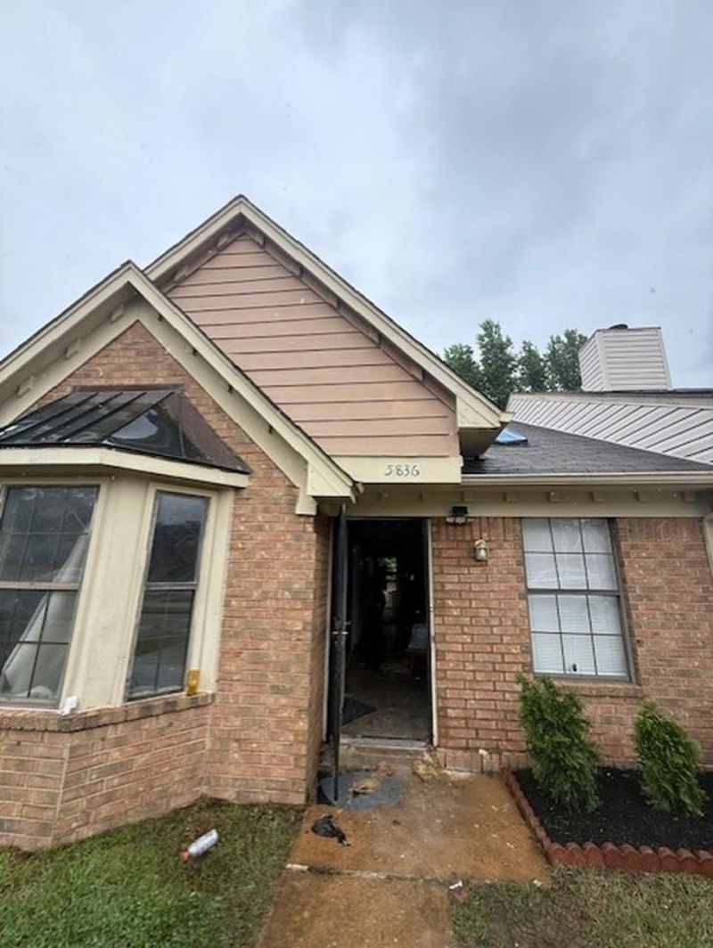 5836 Grassy Valley Dr, Memphis, TN 38141 Main Photo