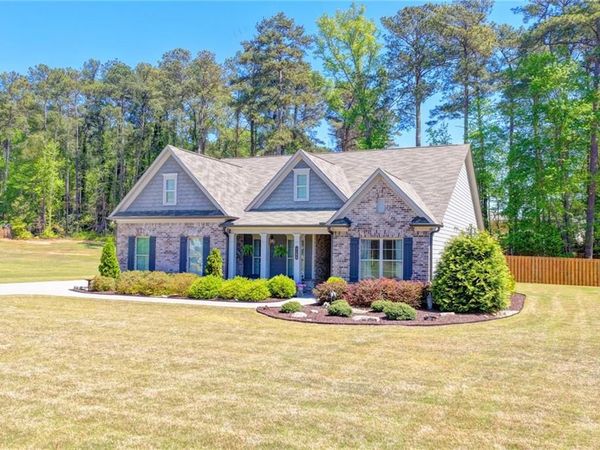 5198 Ashley Drive SW, Lilburn, GA 30047