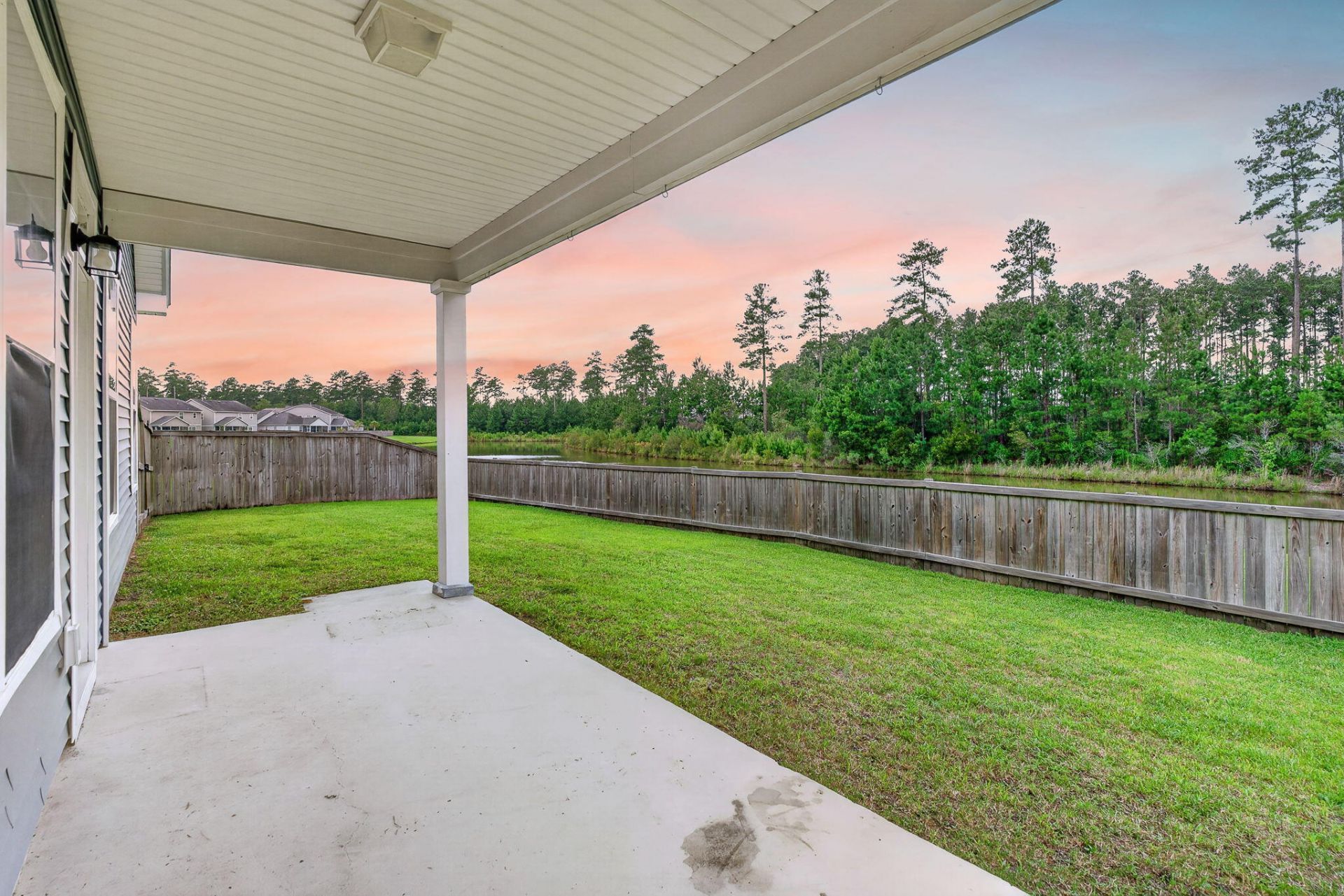 251 Palmetto Walk Drive Photo 37