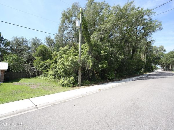 1525 CENTER Street, Green Cove Springs, FL 32043