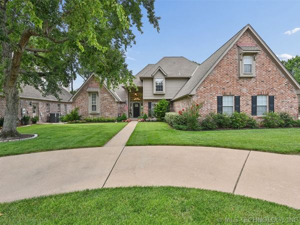 5706 E 102nd Street , Tulsa, OK 74137