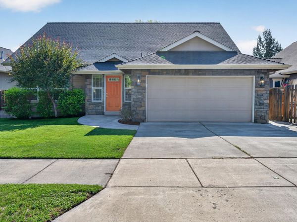 3190 NE Delmas Street, Bend, OR 97701