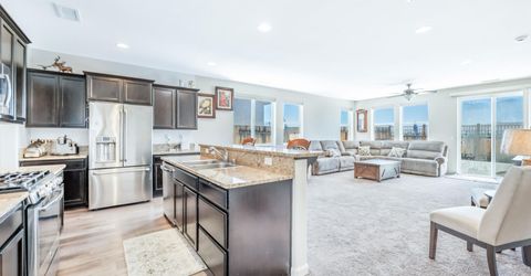 10998 Bloomsburg Drive, Reno, NV 89506 Photo
