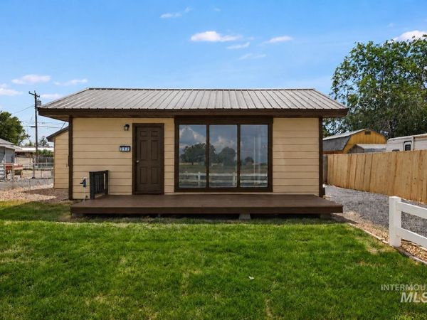 717 7th Ave N, Buhl, ID 83316
