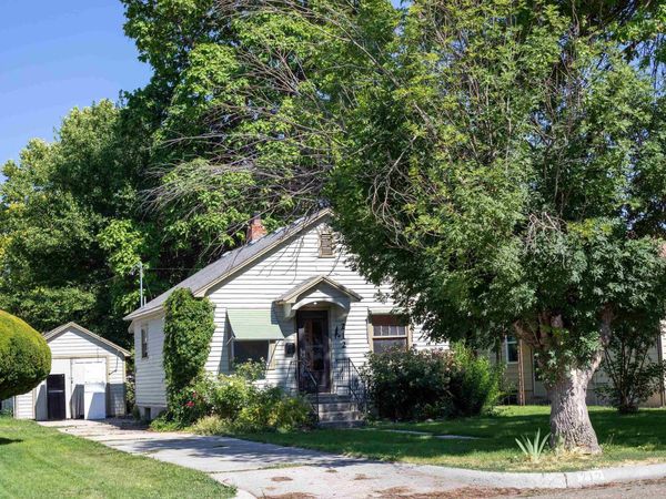212 Locust St, Nampa, ID 83686