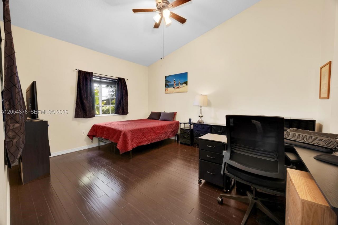 3326 NE 11th Dr , Homestead, FL 33033 Photo