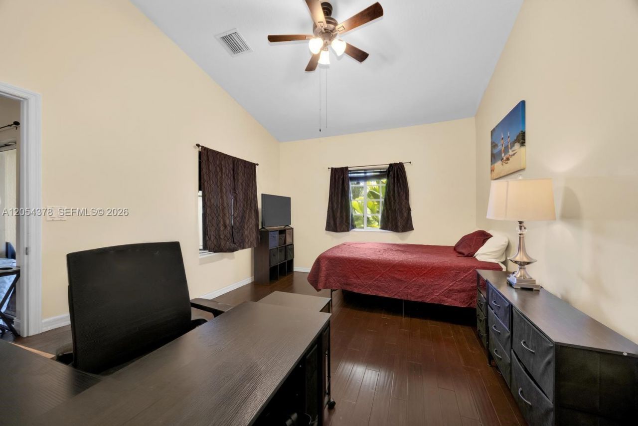 3326 NE 11th Dr , Homestead, FL 33033 Photo
