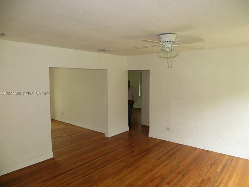 5851 SW 28 St , Miami, FL 33155 Photo