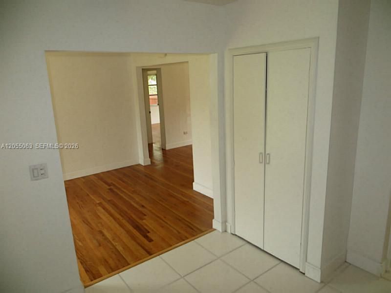 5851 SW 28 St , Miami, FL 33155 Photo