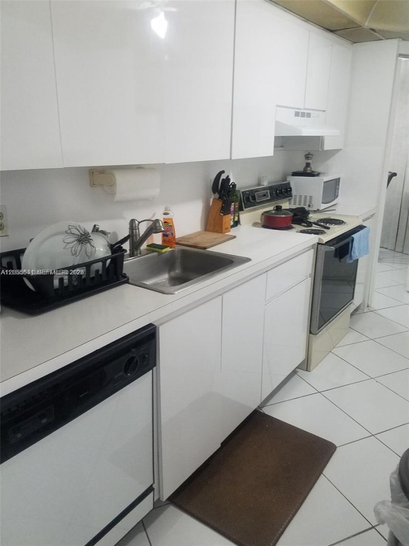 6921 Environ Blvd , Unit 4P, Lauderhill, FL 33319 Photo