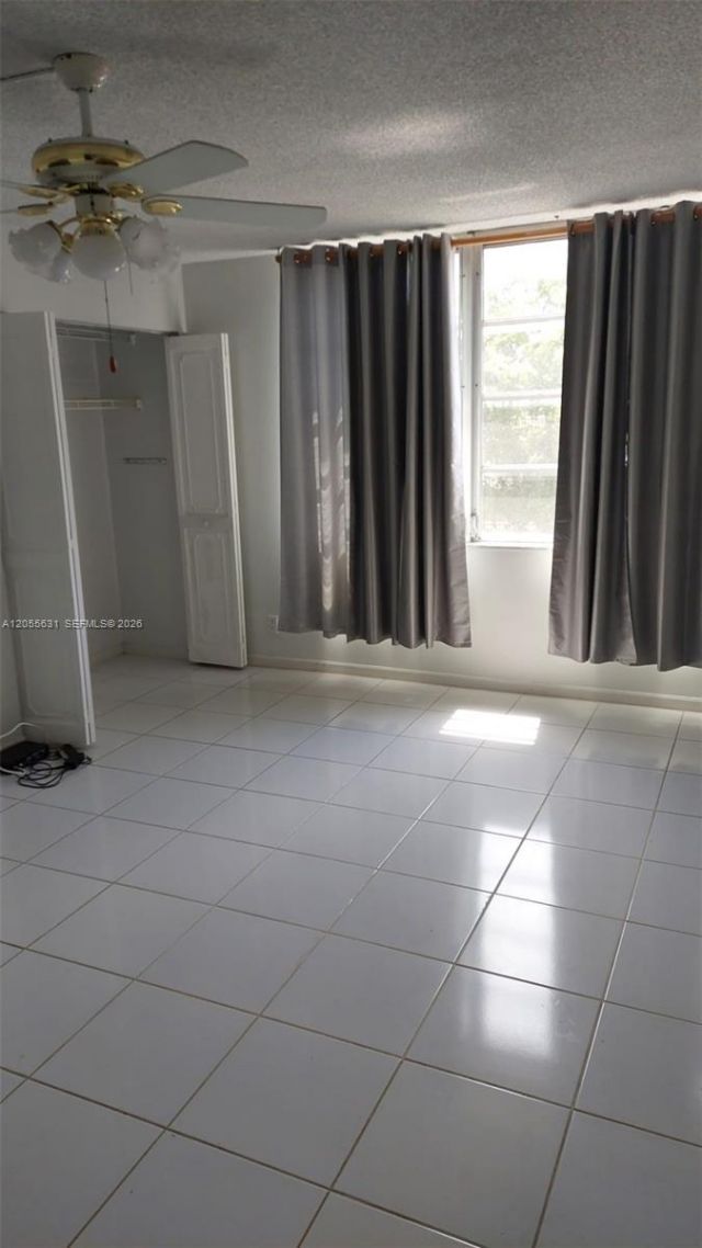 6921 Environ Blvd , Unit 4P, Lauderhill, FL 33319 Photo