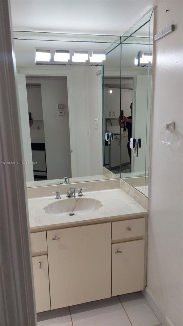 6921 Environ Blvd , Unit 4P, Lauderhill, FL 33319 Photo