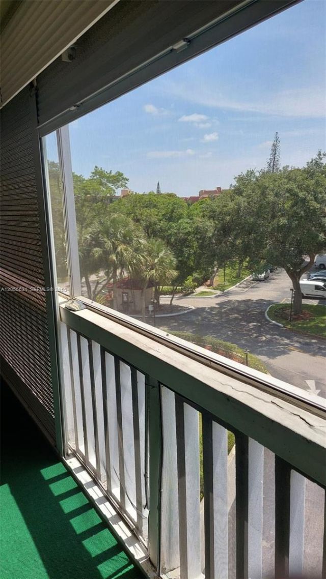 6921 Environ Blvd , Unit 4P, Lauderhill, FL 33319 Photo