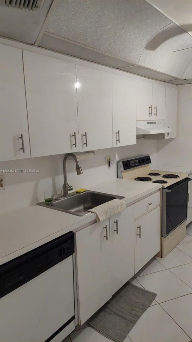 6921 Environ Blvd , Unit 4P, Lauderhill, FL 33319 Photo