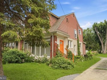 2390 PHILMONT AVENUE, HUNTINGDON VALLEY, PA 19006