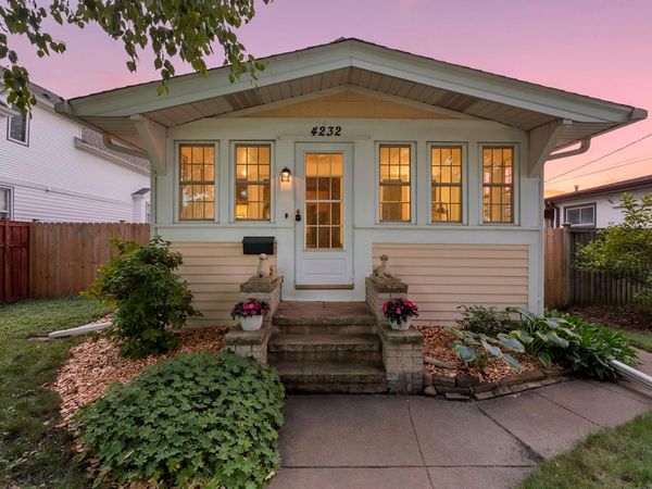 4232 33rd Avenue S, Minneapolis, MN 55406