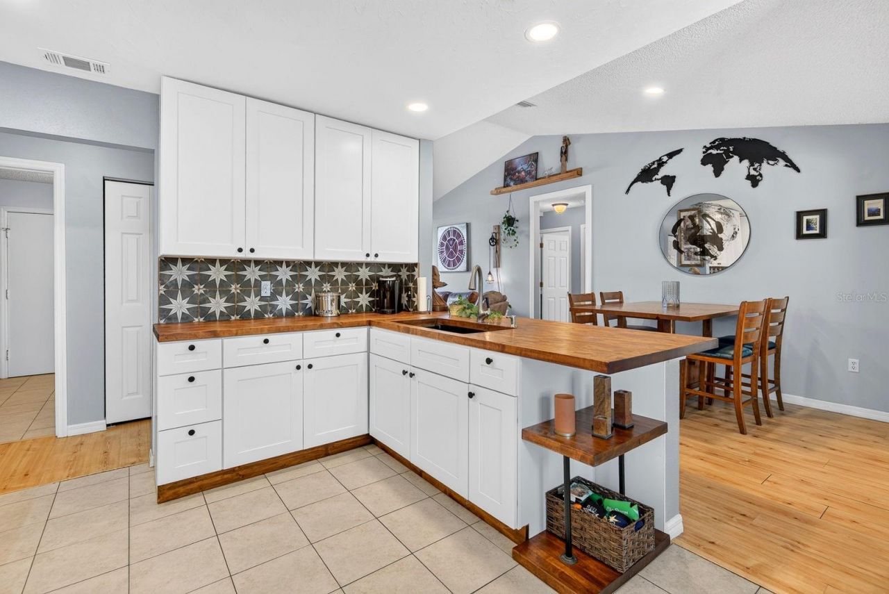 5610 33rd Lane E, Bradenton, FL 34203 Photo