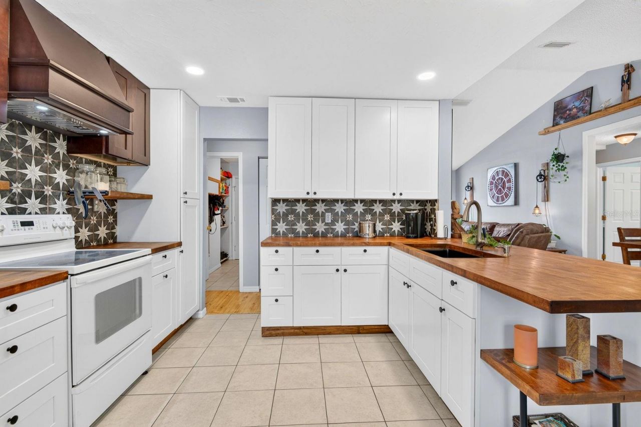 5610 33rd Lane E, Bradenton, FL 34203 Photo