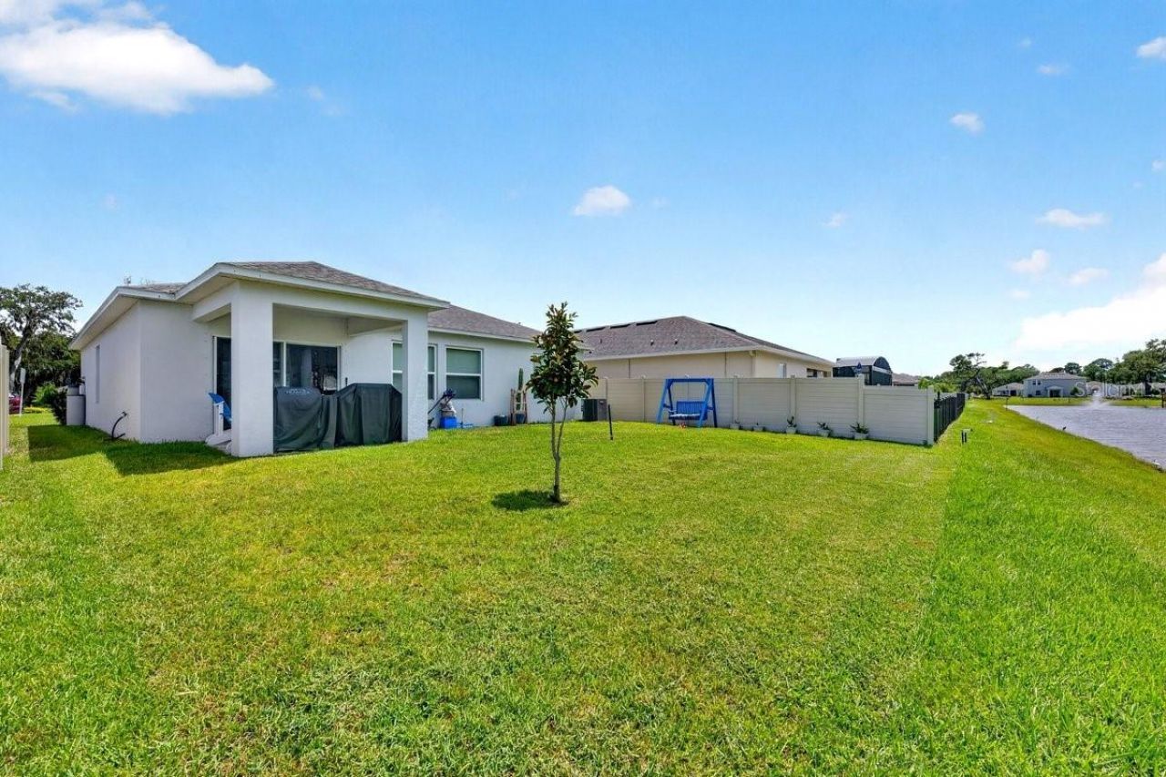 365 River Front Way , Edgewater, FL 32141 Photo