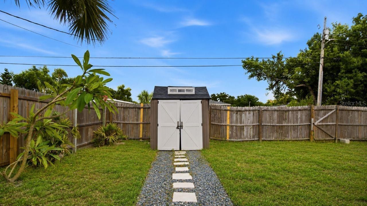 664 Gray Street S, Saint Petersburg, FL 33707 Photo