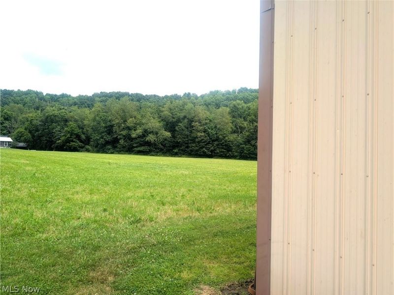 5715 Greer Road SE, Uhrichsville, OH 44683 Photo 2