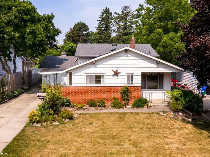 4402 Valleyside Road, Cleveland, OH 44135 Photo 1